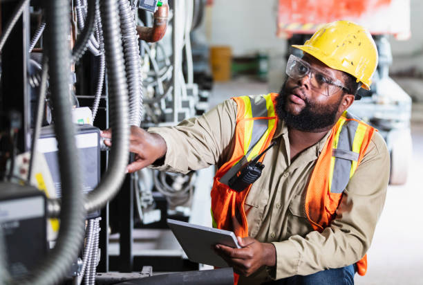 Best Electrical Installation Contractor  in Vinton, IA