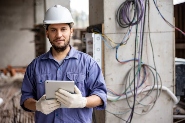 Best Electrical Outlet Repair  in Vinton, IA